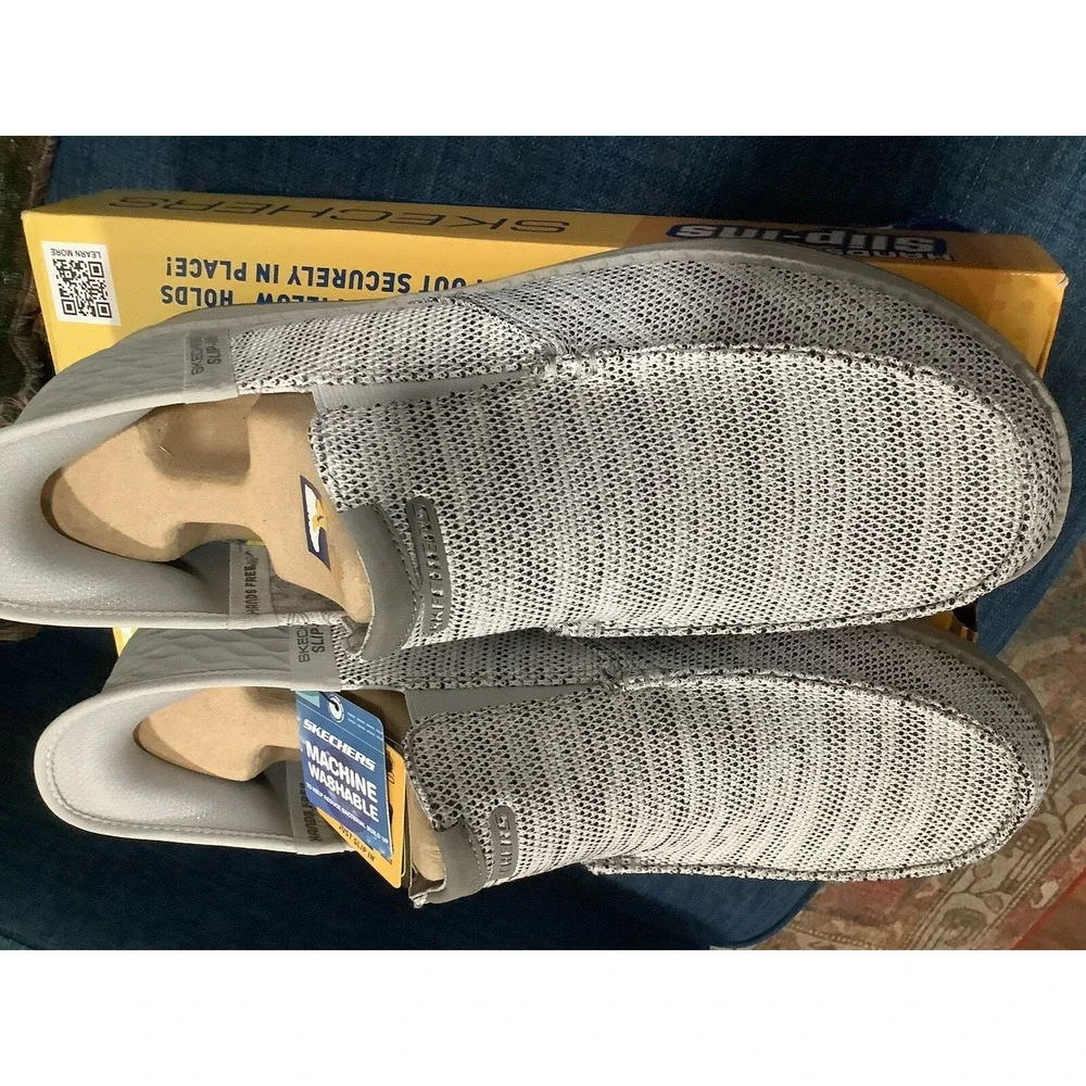 Skechers hands free